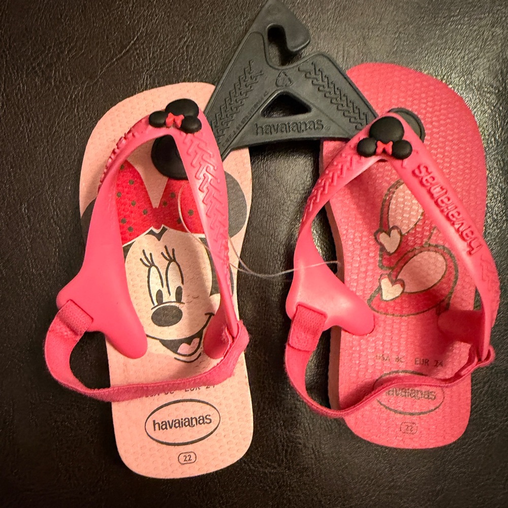 Havaianas Girls Minnie Mouse Pink Flip Flop Sandals